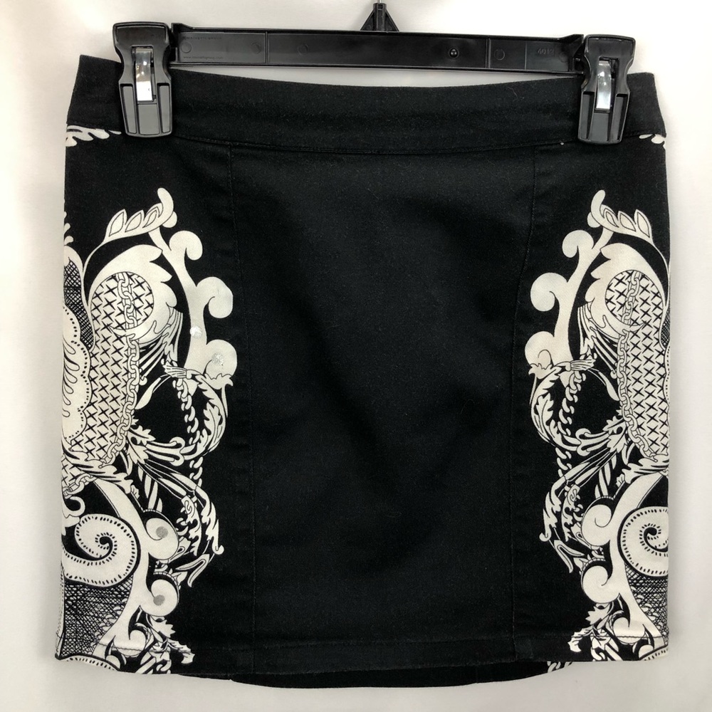 Divided by H & M Black Mini Skirt - Picture 2 of 5